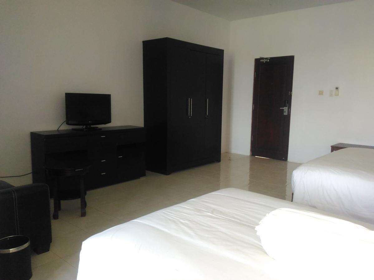 Grand Royal Taliwang Hotel Номер фото