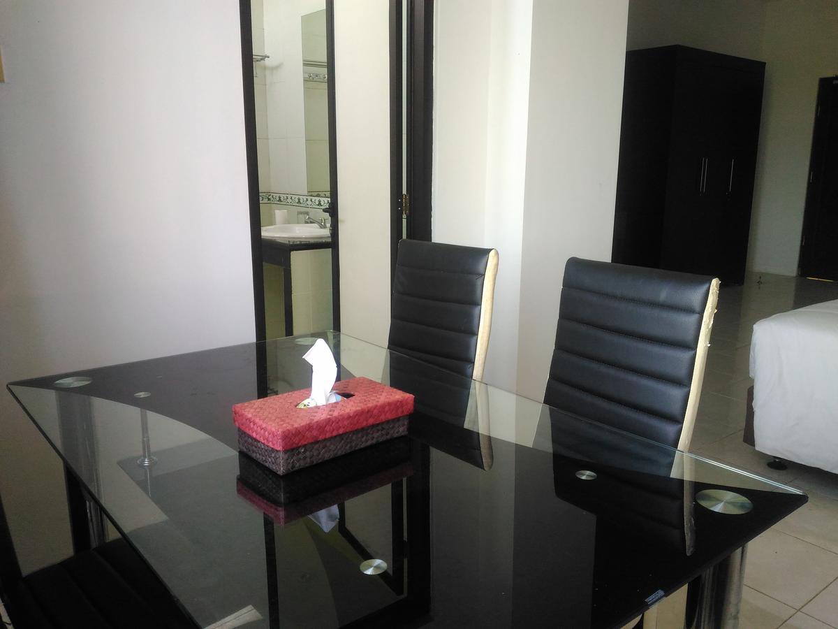 Grand Royal Taliwang Hotel Номер фото